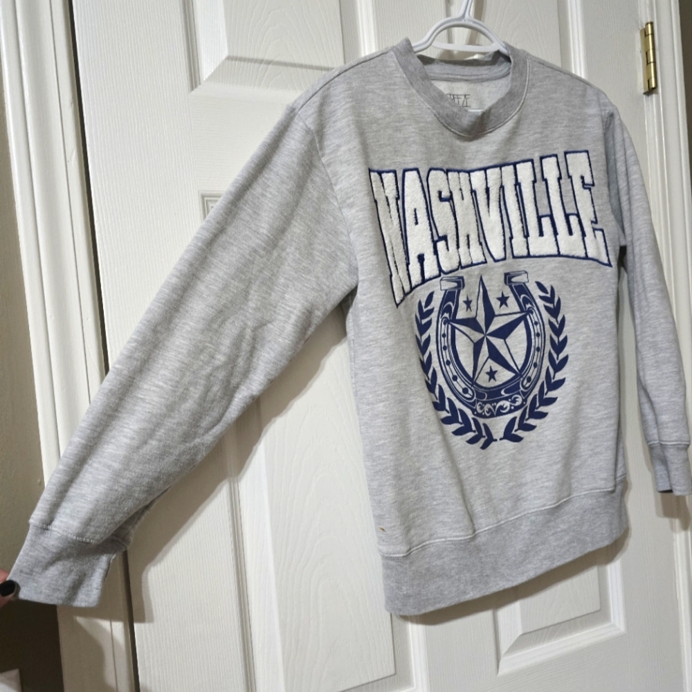 Embroidered Retro Style Nashville Crewneck Sweatshirt by Freeze, Ash Gray, EUC! - Picture 2 of 7